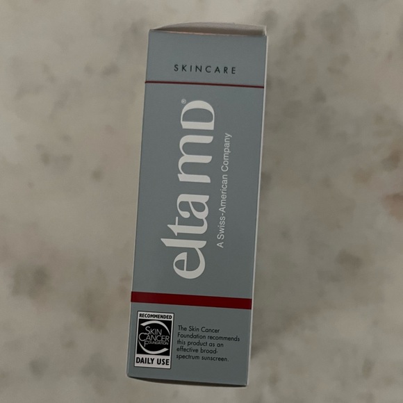 EltaMD UV Clear Broad-Spectrum Facial Sunscreen SPF 46 EXP 5/2025 NEW IN BOX - Picture 5 of 10